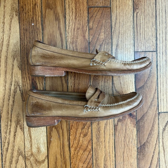 Frye Vintage Loafers, size 9 - Picture 2 of 13